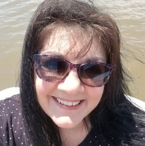 Meet your Posher, Renee knapp